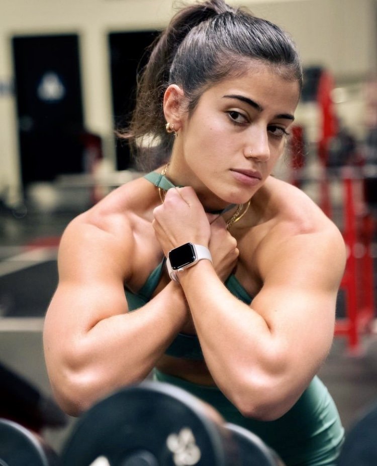 Sara Saffari Gym