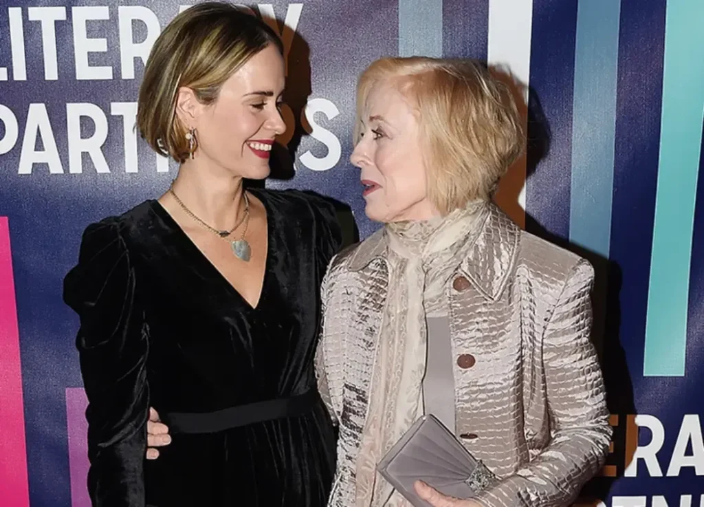 sarah paulson and taylor holland